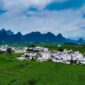 Photo shows verdant mulberry parks in an ecological demonstration zone located in Desheng Town of Yizhou District in Hechi City of Guangxi Zhuang Autonomous Region. (Photo by Wang Xinyuan)