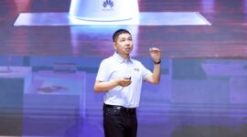 Leon Wang, President of Huawei's Data Communication Product Line, unveiled the HUAWEI eKit Intelligent Office Solution